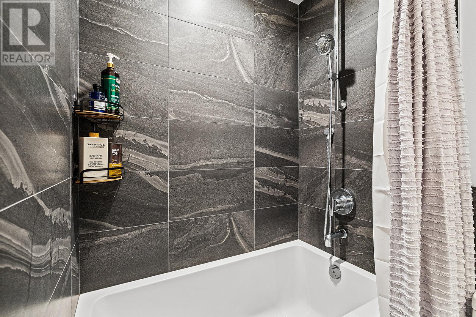 1181 Sunset Drive Unit# 2408, Kelowna, British Columbia  V1Y 0L4 - Photo 28 - 10350895