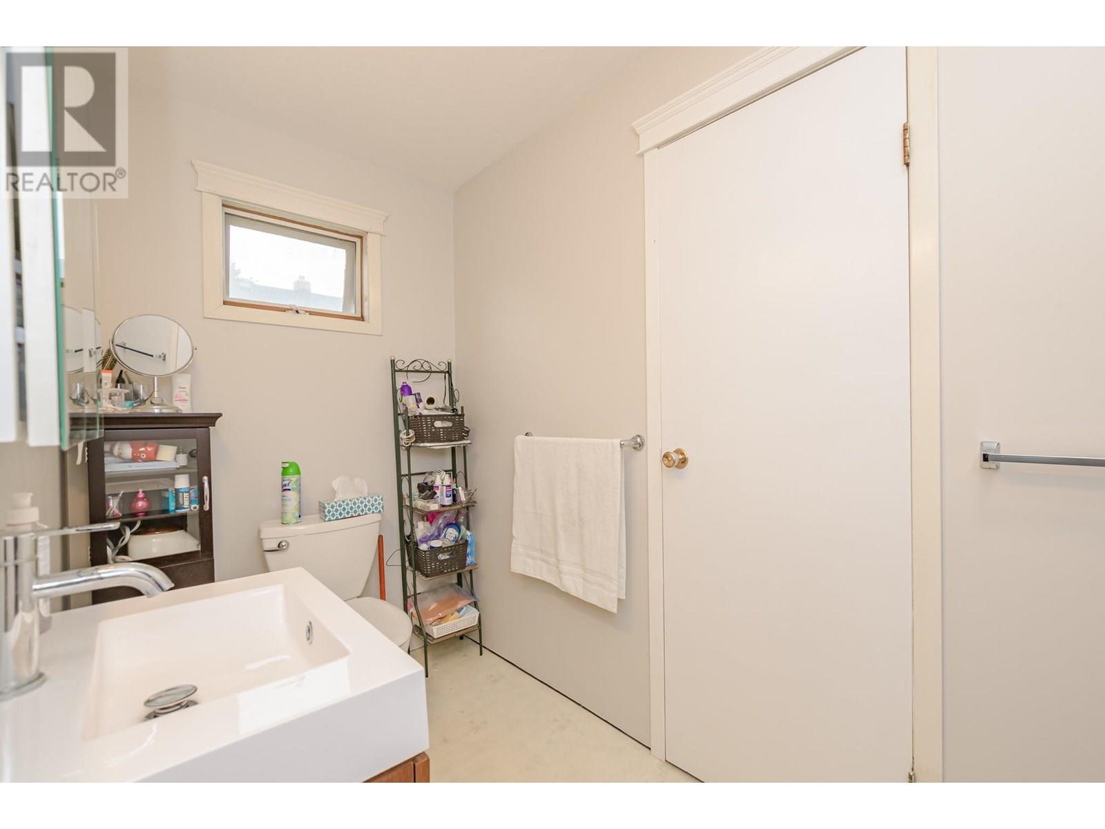 729 Stanley Avenue, Enderby, British Columbia  V0E 1V1 - Photo 16 - 10350995