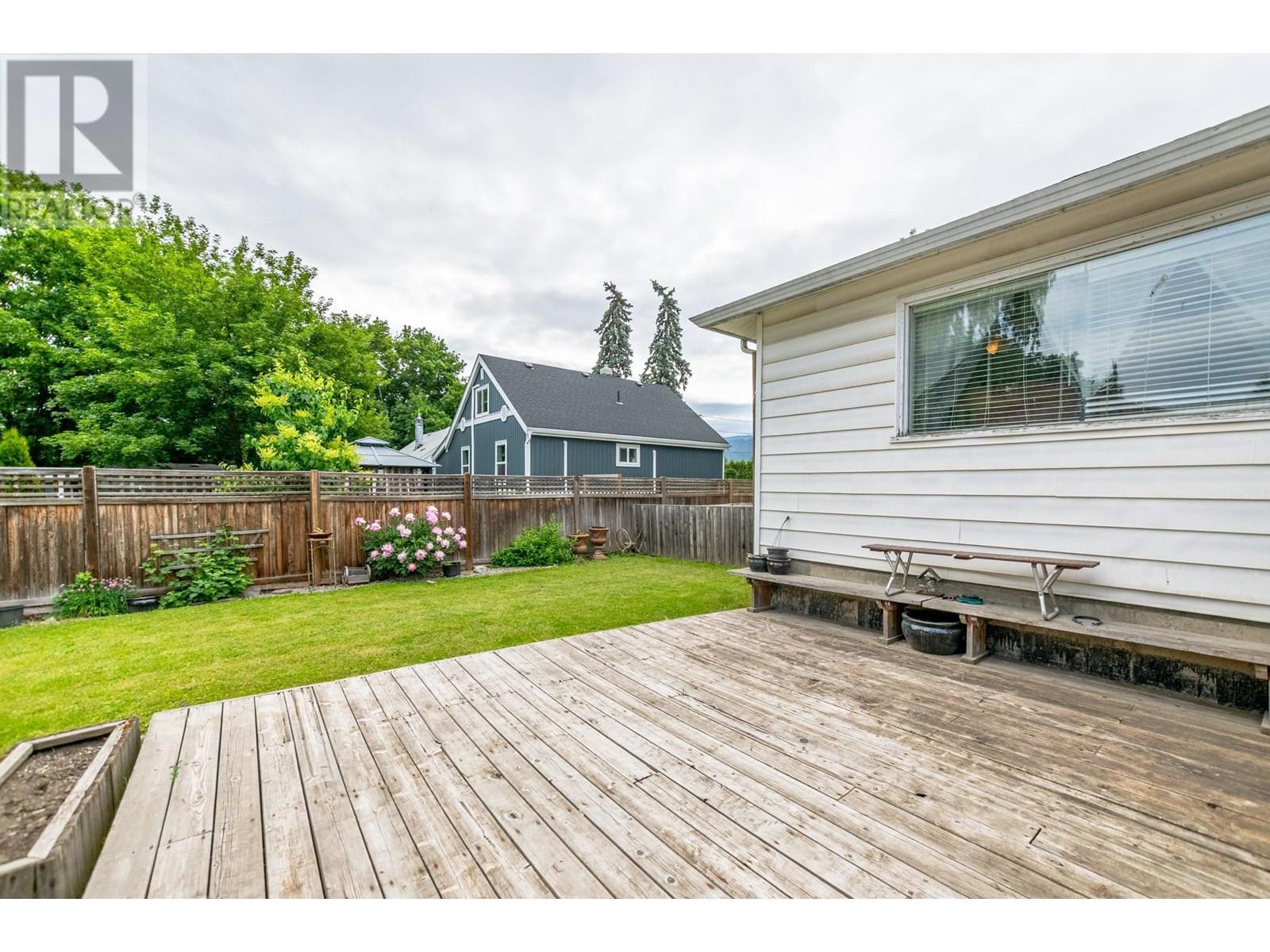 729 Stanley Avenue, Enderby, British Columbia  V0E 1V1 - Photo 30 - 10350995