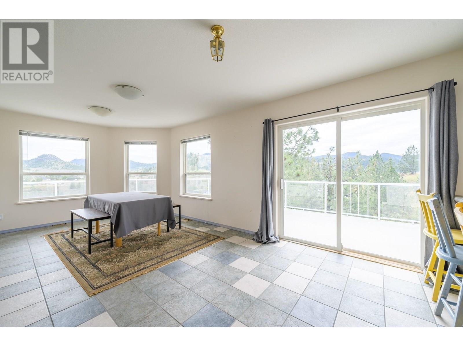 7035 Blackwell Road, Kamloops, British Columbia  V2C 6V8 - Photo 11 - 10351203