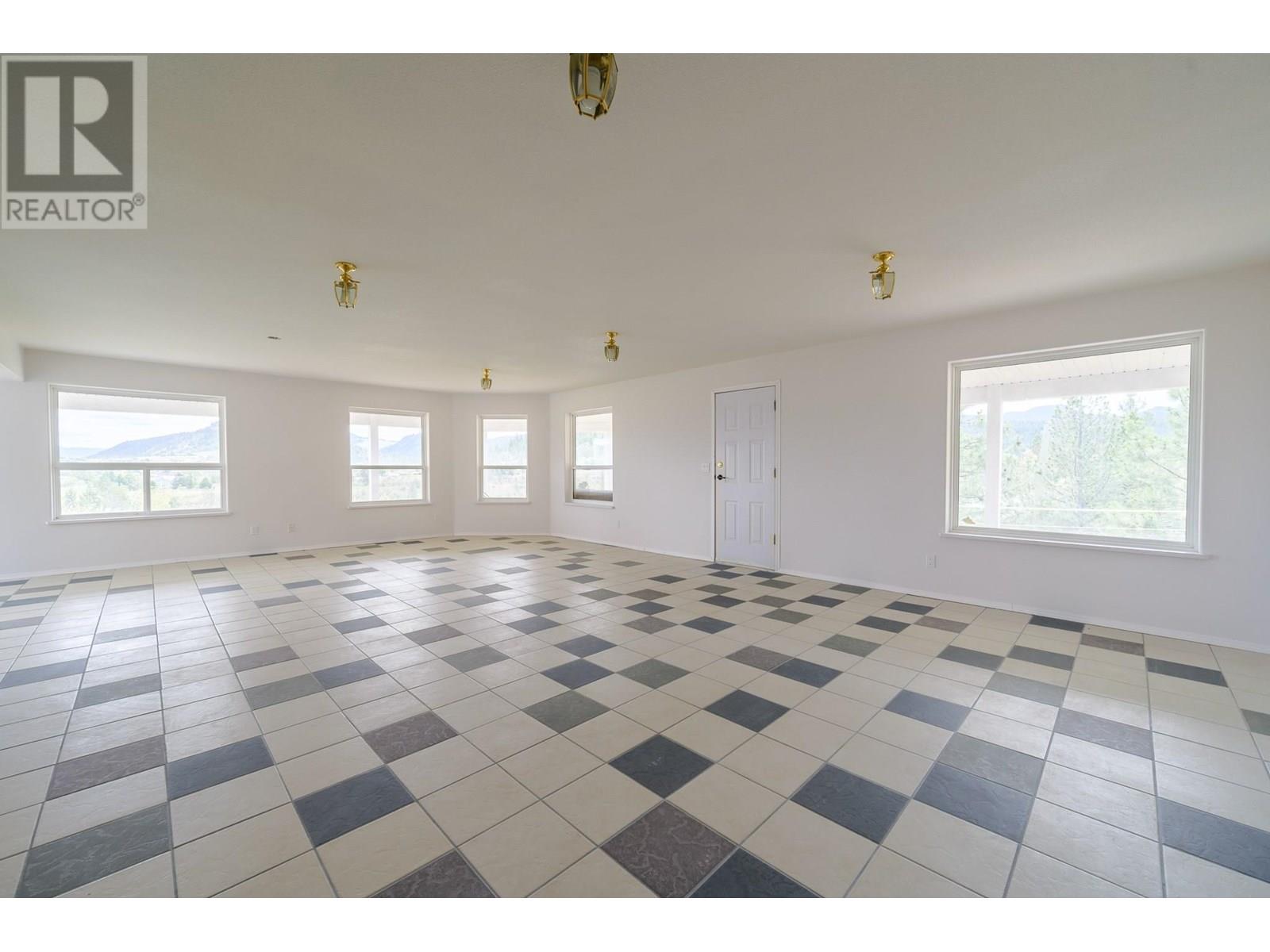 7035 Blackwell Road, Kamloops, British Columbia  V2C 6V8 - Photo 25 - 10351203
