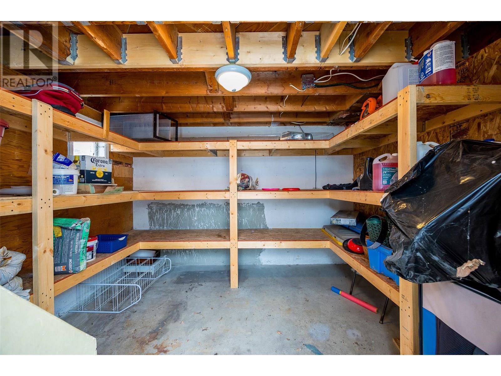 548/546 Roanoke Avenue, Kelowna, British Columbia  V1Y 7K5 - Photo 54 - 10335202