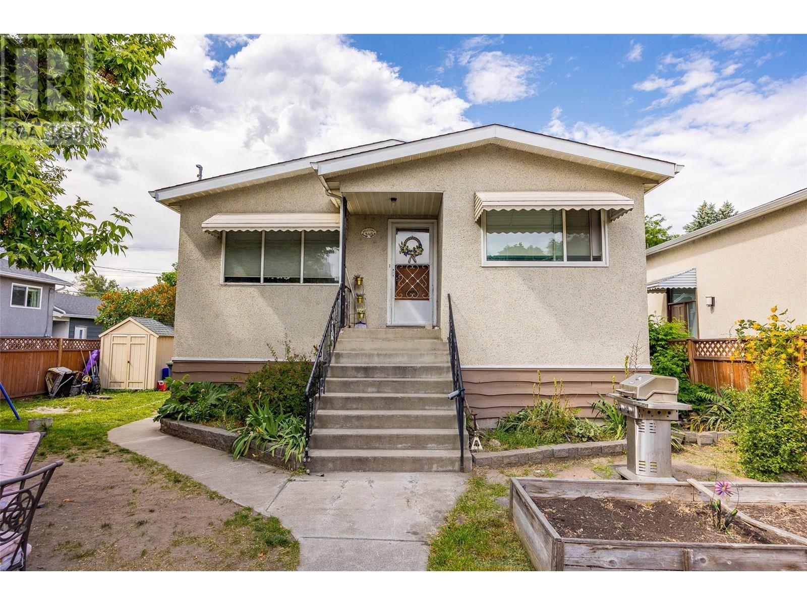 548/546 Roanoke Avenue, Kelowna, British Columbia  V1Y 7K5 - Photo 42 - 10335202