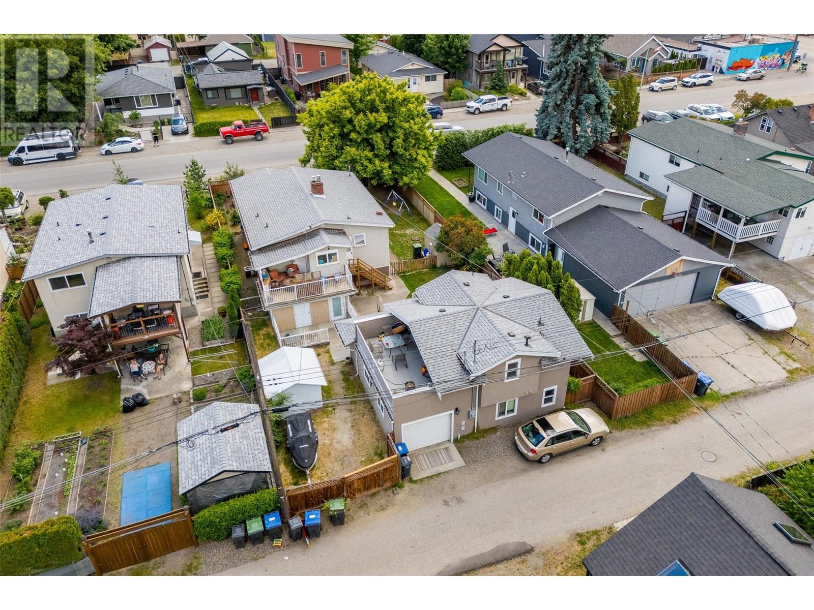 548/546 Roanoke Avenue, Kelowna, British Columbia  V1Y 7K5 - Photo 63 - 10335202