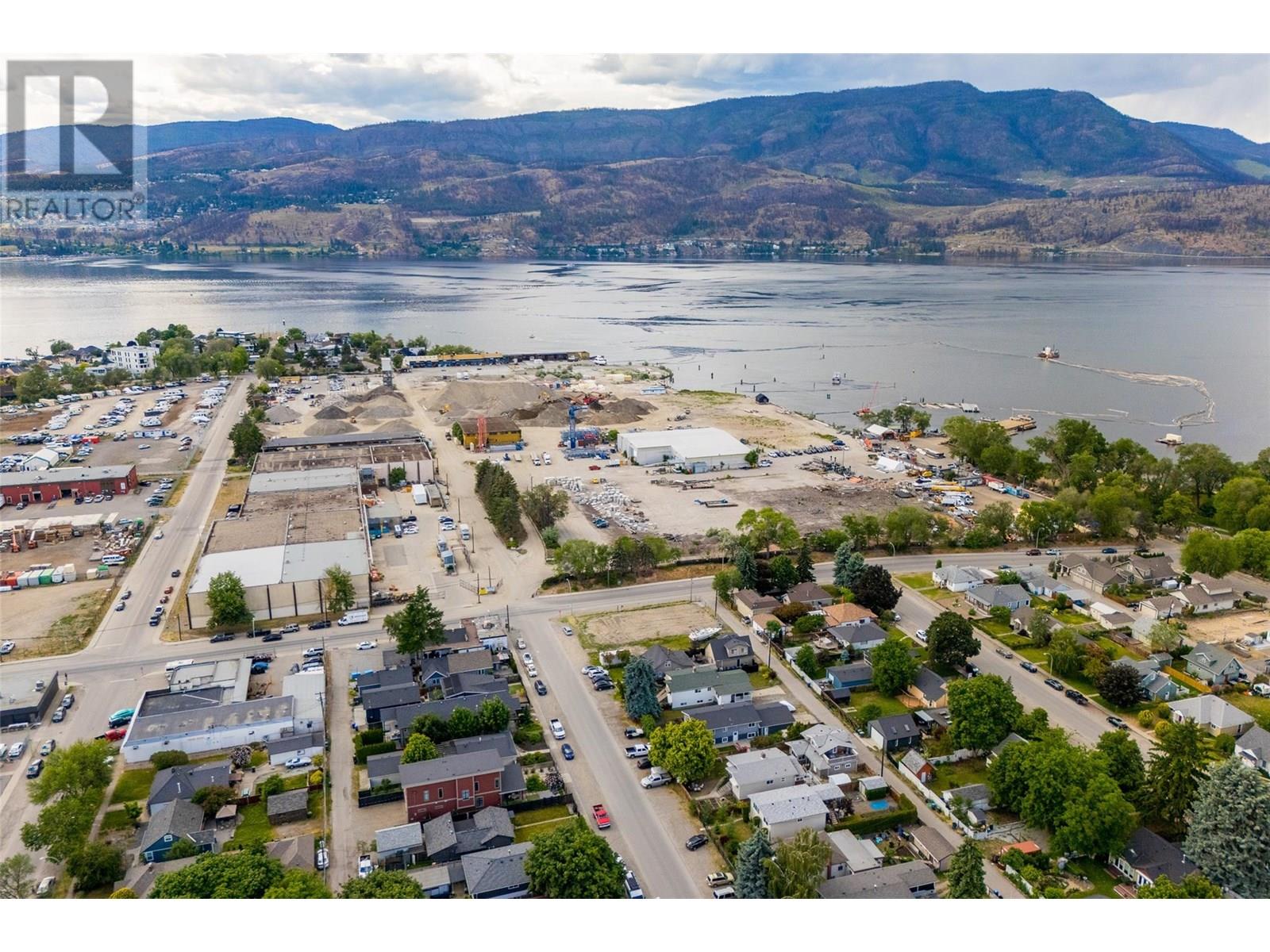 548/546 Roanoke Avenue, Kelowna, British Columbia  V1Y 7K5 - Photo 67 - 10335202