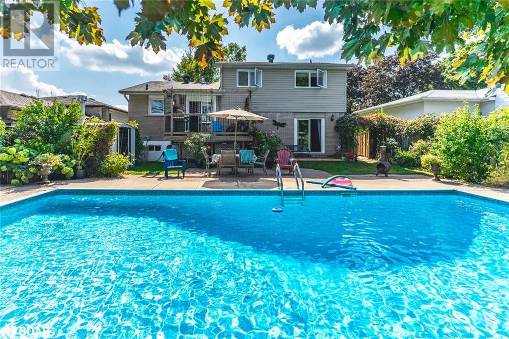 33 PORTER Crescent, barrie, Ontario