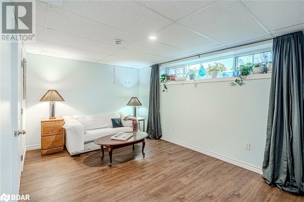 33 Porter Crescent, Barrie, Ontario  L4M 5H8 - Photo 17 - 40740272