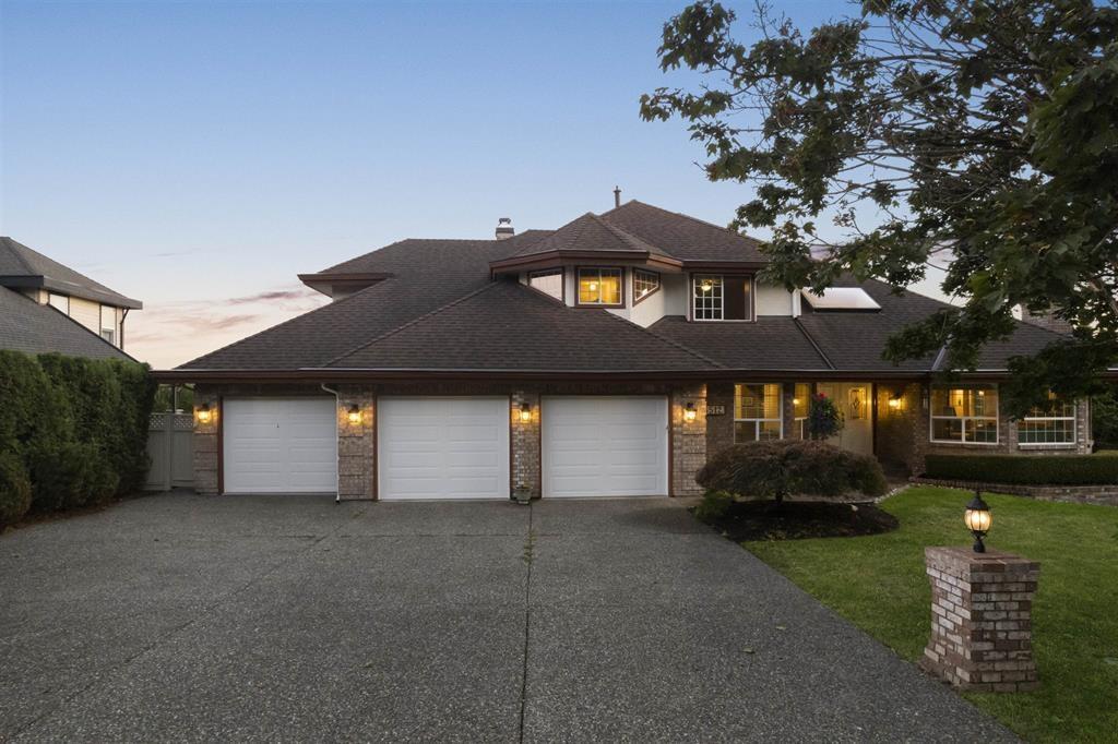 16512 77a Avenue, Surrey, British Columbia  V4N 0L4 - Photo 2 - R3013871