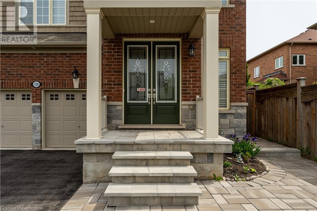 Property at 129 FINGLAND Crescent image 4