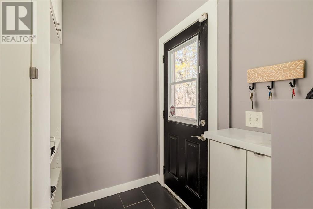 3211 27 Street Sw, Calgary, Alberta  T3E 2G9 - Photo 26 - A2215609