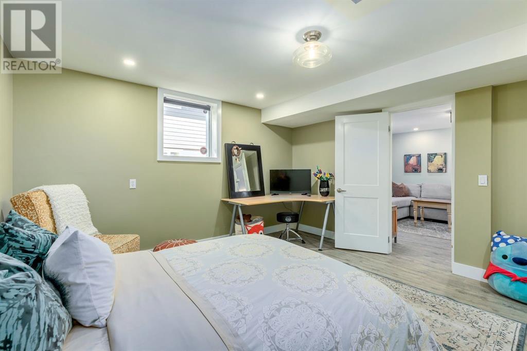 3211 27 Street Sw, Calgary, Alberta  T3E 2G9 - Photo 39 - A2215609