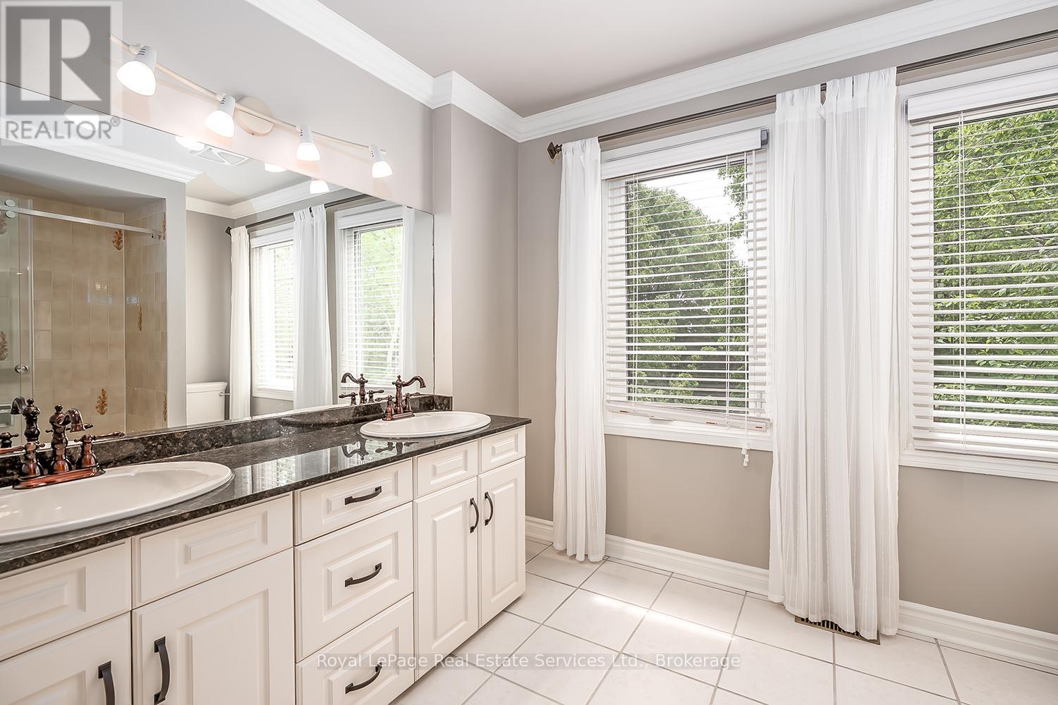 435 Linden Lane, Oakville, Ontario  L6H 3K2 - Photo 26 - W12212968