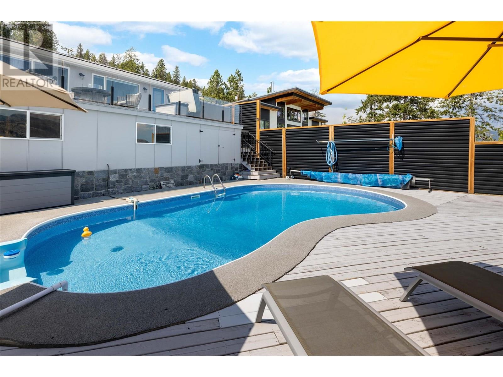 7192 Brent Road, Peachland, British Columbia  V0H 1X7 - Photo 24 - 10338939