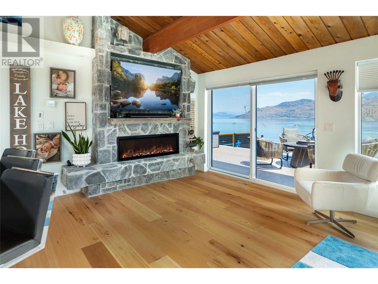 7192 Brent Road, Peachland, British Columbia  V0H 1X7 - Photo 7 - 10338939