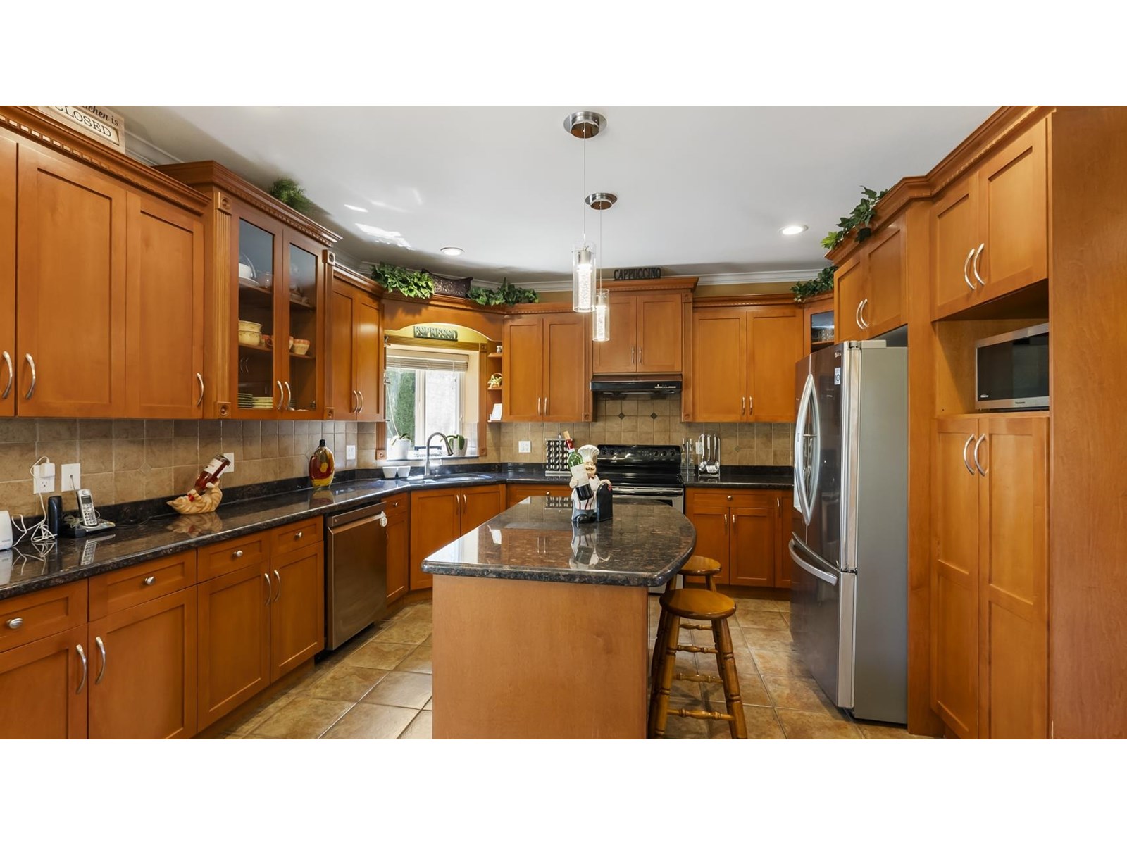 6586 186a Street, Surrey, British Columbia  V3S 4E5 - Photo 7 - R3014099