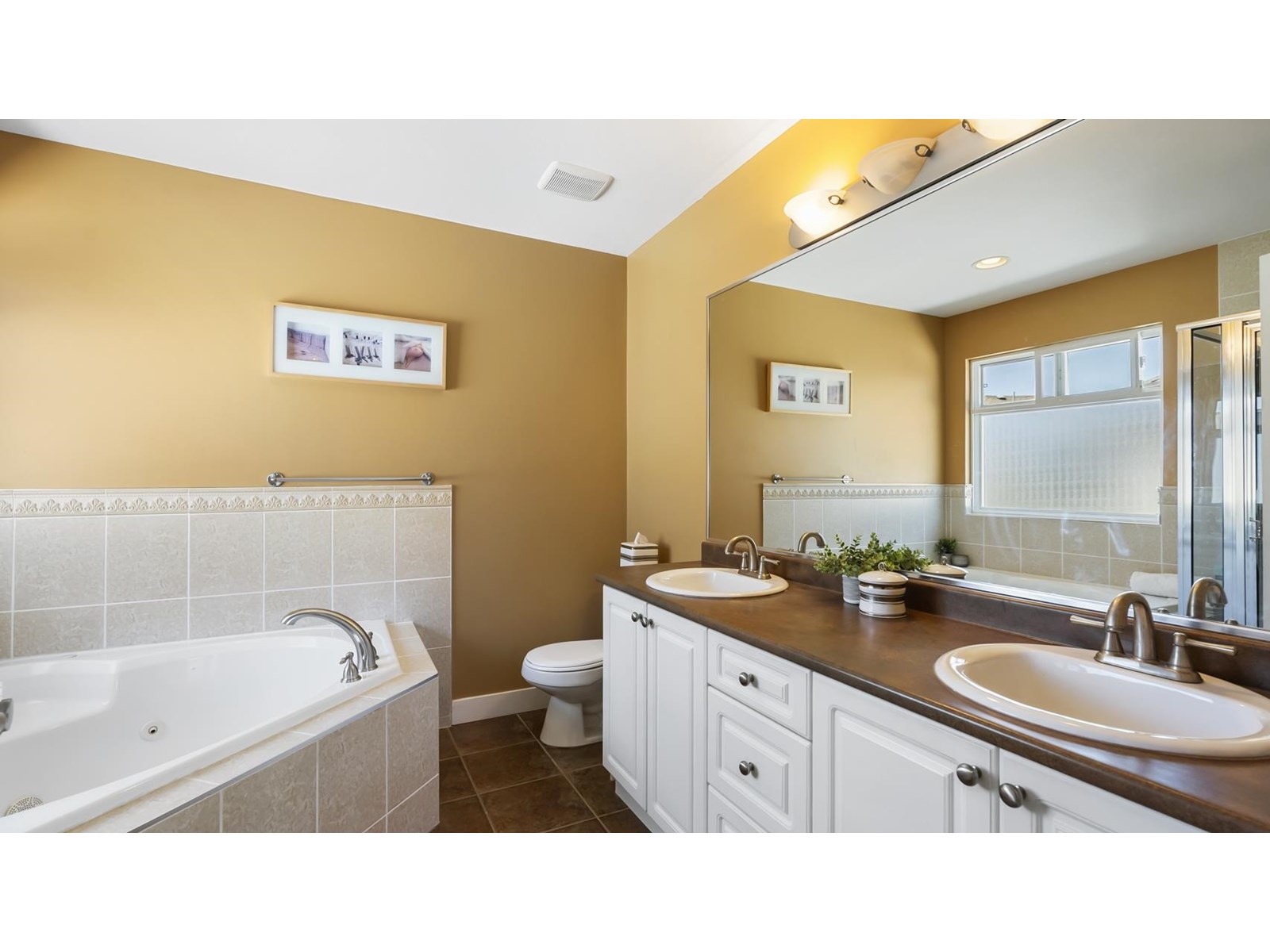 6586 186a Street, Surrey, British Columbia  V3S 4E5 - Photo 20 - R3014099