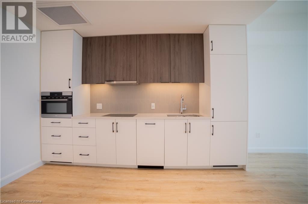 741 King Street W Unit# 1805, Kitchener, Ontario  N2G 0E9 - Photo 5 - 40740111