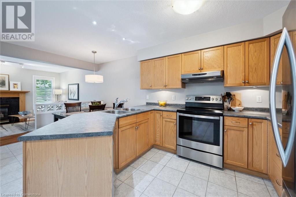 52 Camm Crescent, Guelph, Ontario  N1L 1K2 - Photo 5 - 40738700