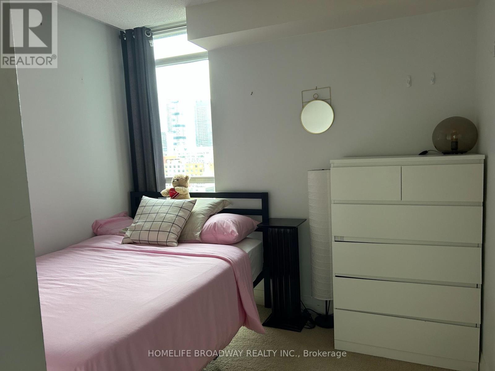 1310 - 25 Carlton Street, Toronto, Ontario  M5B 1L4 - Photo 15 - C12179482