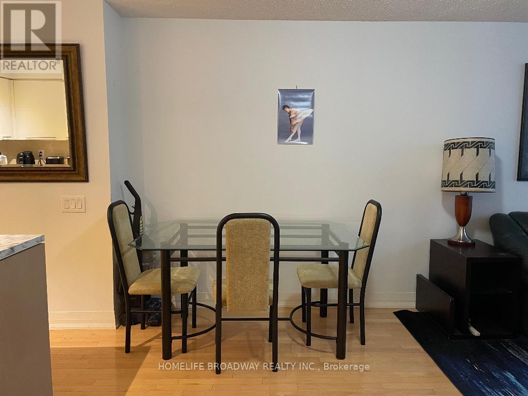 1310 - 25 Carlton Street, Toronto, Ontario  M5B 1L4 - Photo 2 - C12179482