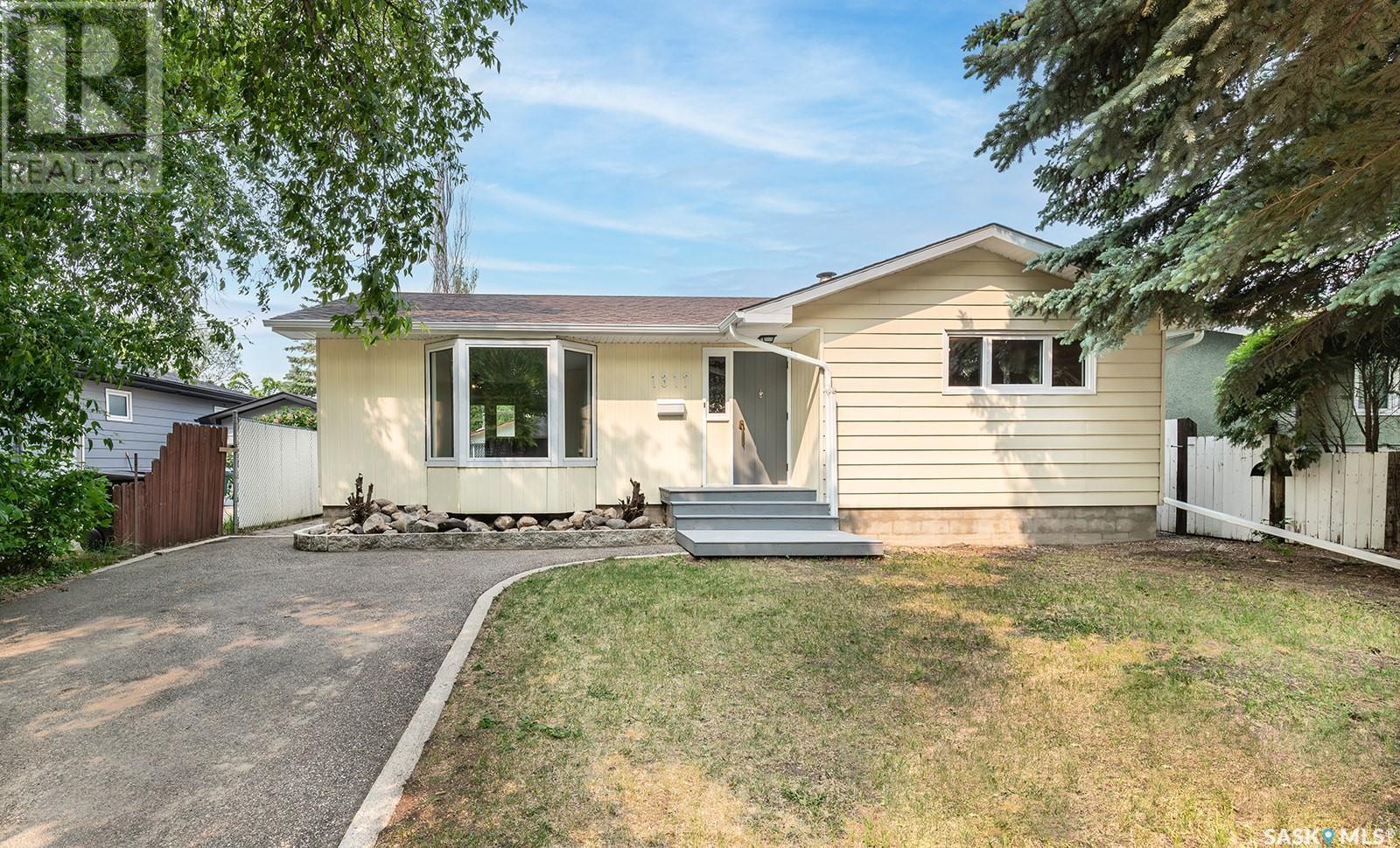 1317 Elevator ROAD, Saskatoon, Saskatchewan
