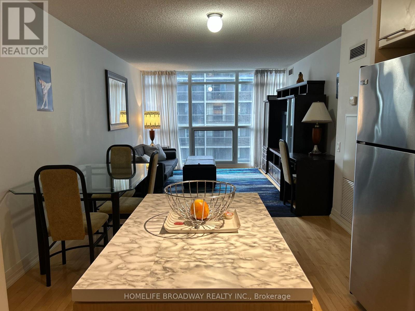 1310 - 25 Carlton Street, Toronto, Ontario  M5B 1L4 - Photo 6 - C12179482