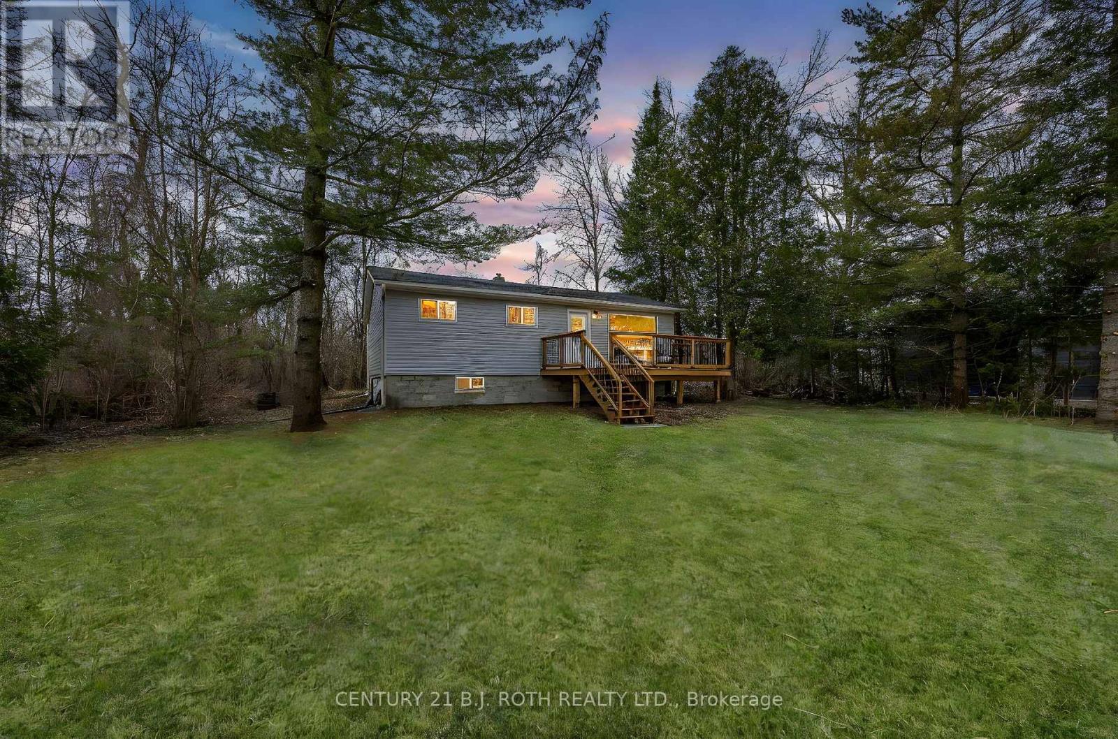 185 Silver Birch Crescent, Tay, Ontario  L0K 1R0 - Photo 2 - S12086989