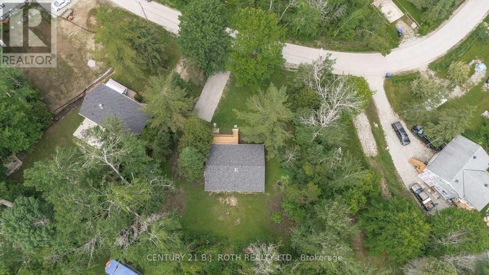 185 Silver Birch Crescent, Tay, Ontario  L0K 1R0 - Photo 32 - S12086989