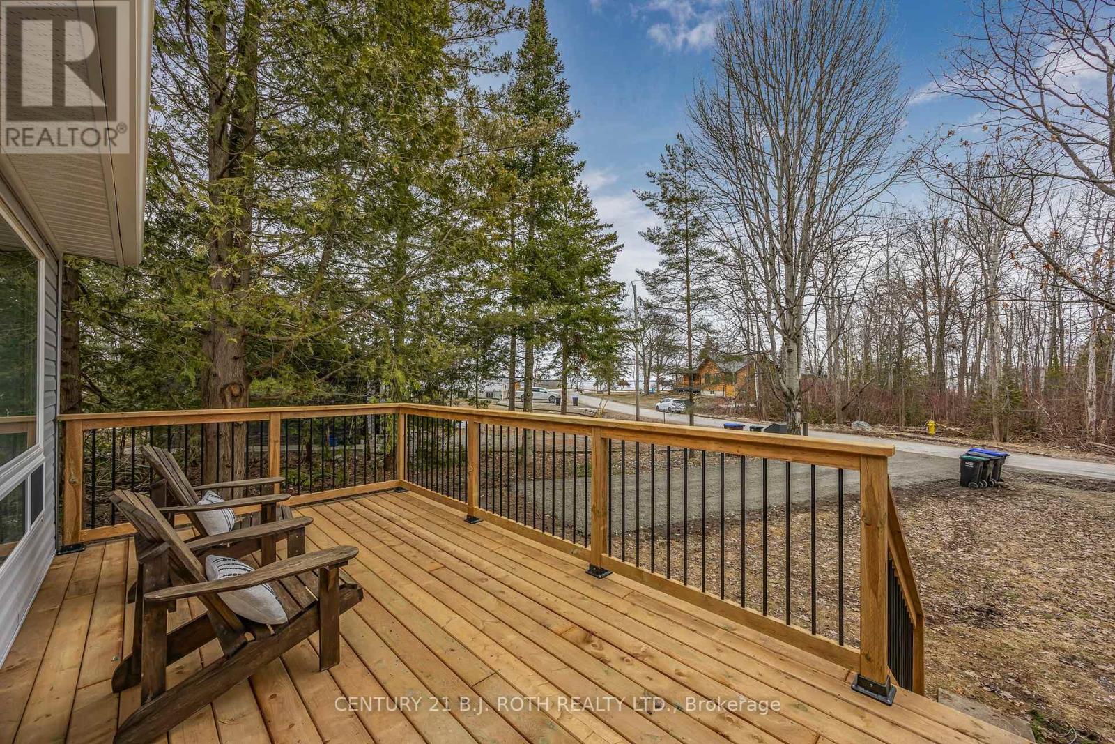 185 Silver Birch Crescent, Tay, Ontario  L0K 1R0 - Photo 4 - S12086989