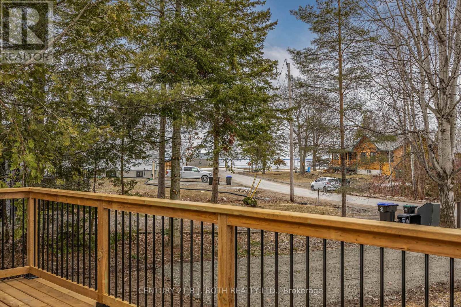 185 Silver Birch Crescent, Tay, Ontario  L0K 1R0 - Photo 5 - S12086989