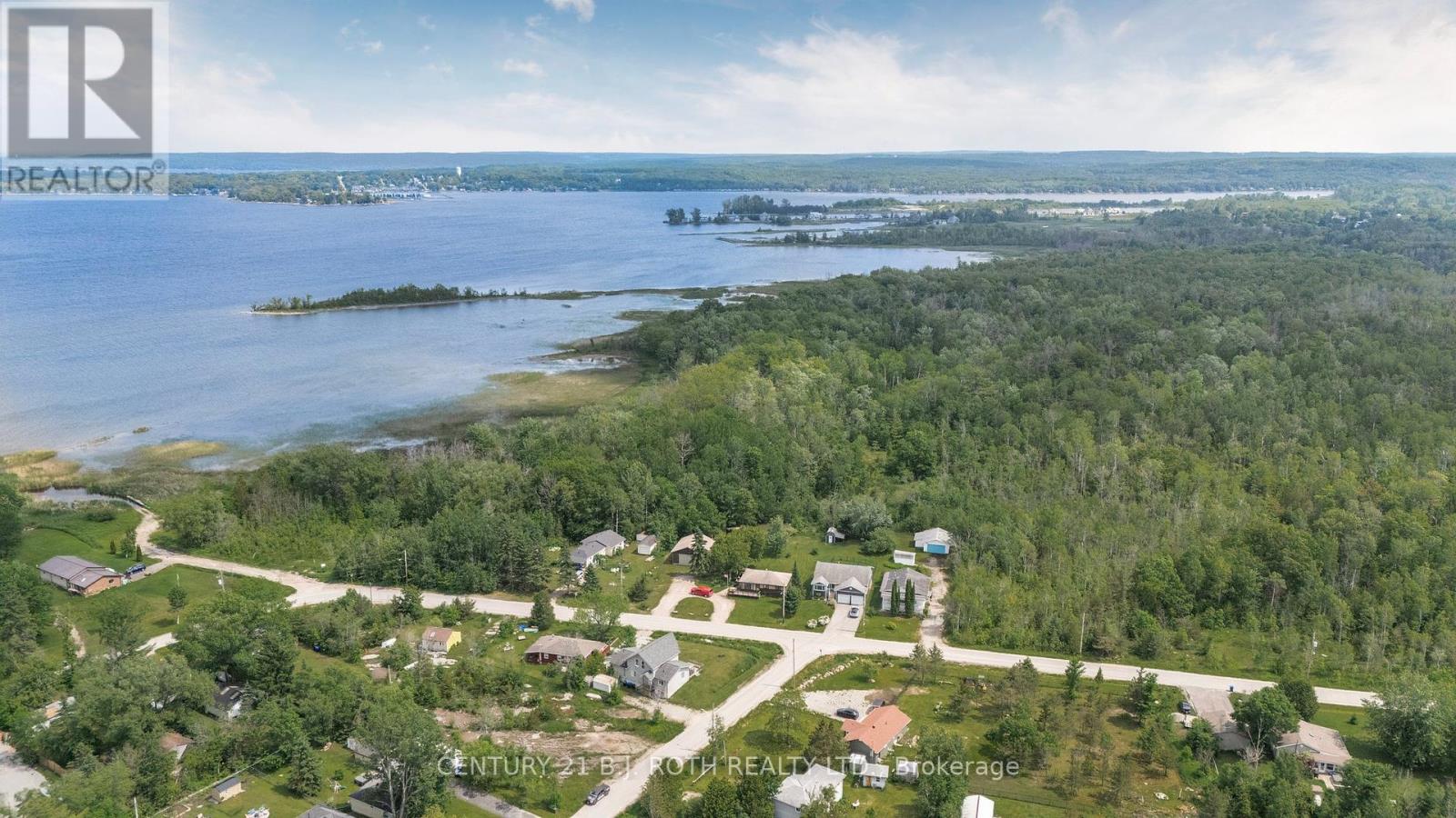 185 Silver Birch Crescent, Tay, Ontario  L0K 1R0 - Photo 39 - S12086989