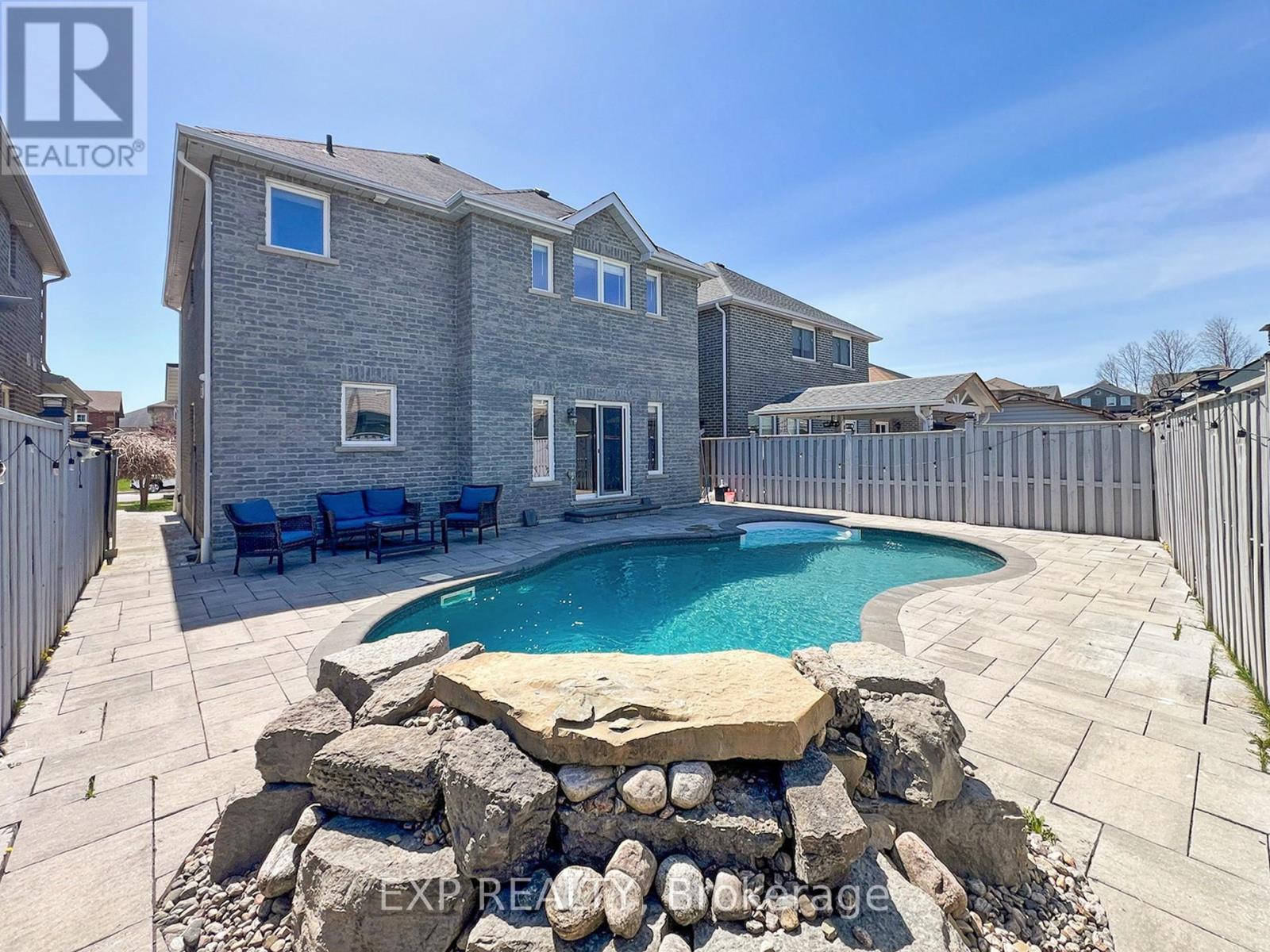 1342 CORM STREET, Innisfil, Ontario