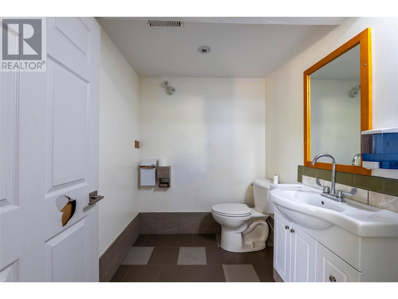 512 Hendryx Street Unit# Lower, Nelson, British Columbia  V1L 2A8 - Photo 25 - 10351666