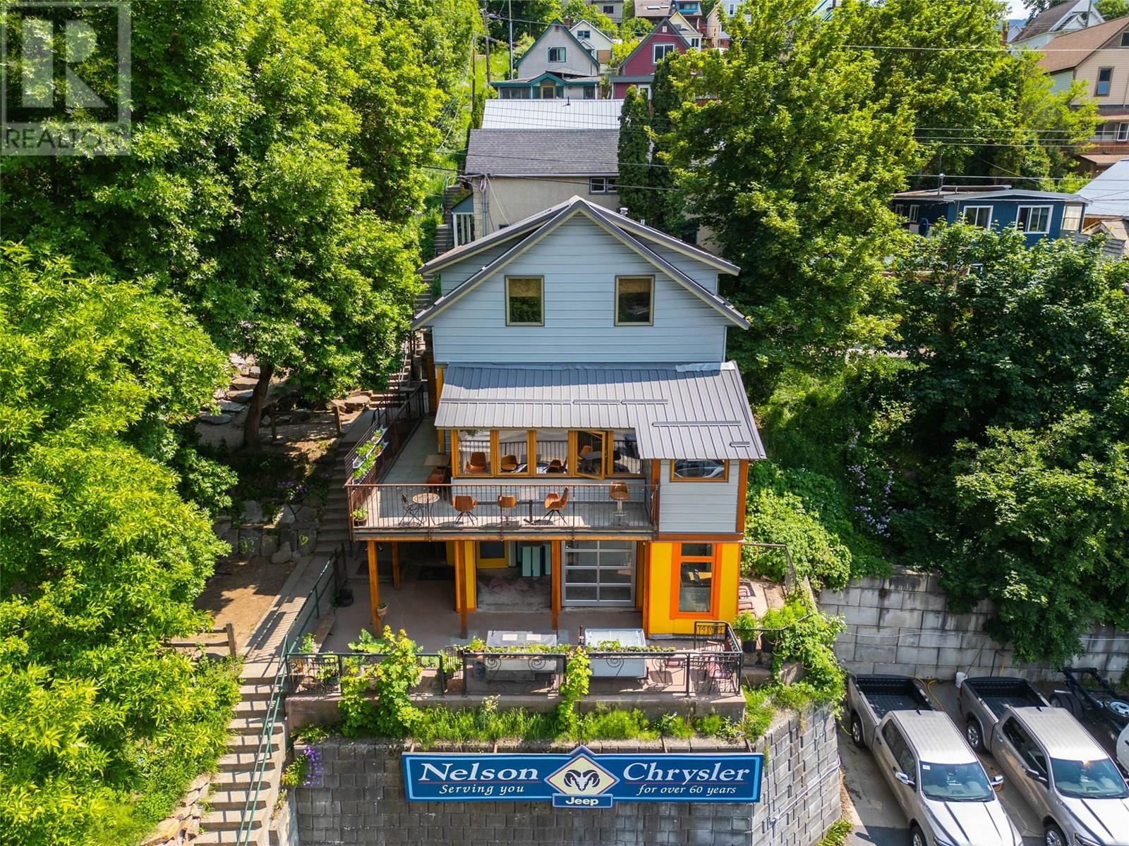 512 Hendryx Street Unit# Main, Nelson, British Columbia  V1L 2A8 - Photo 1 - 10351665