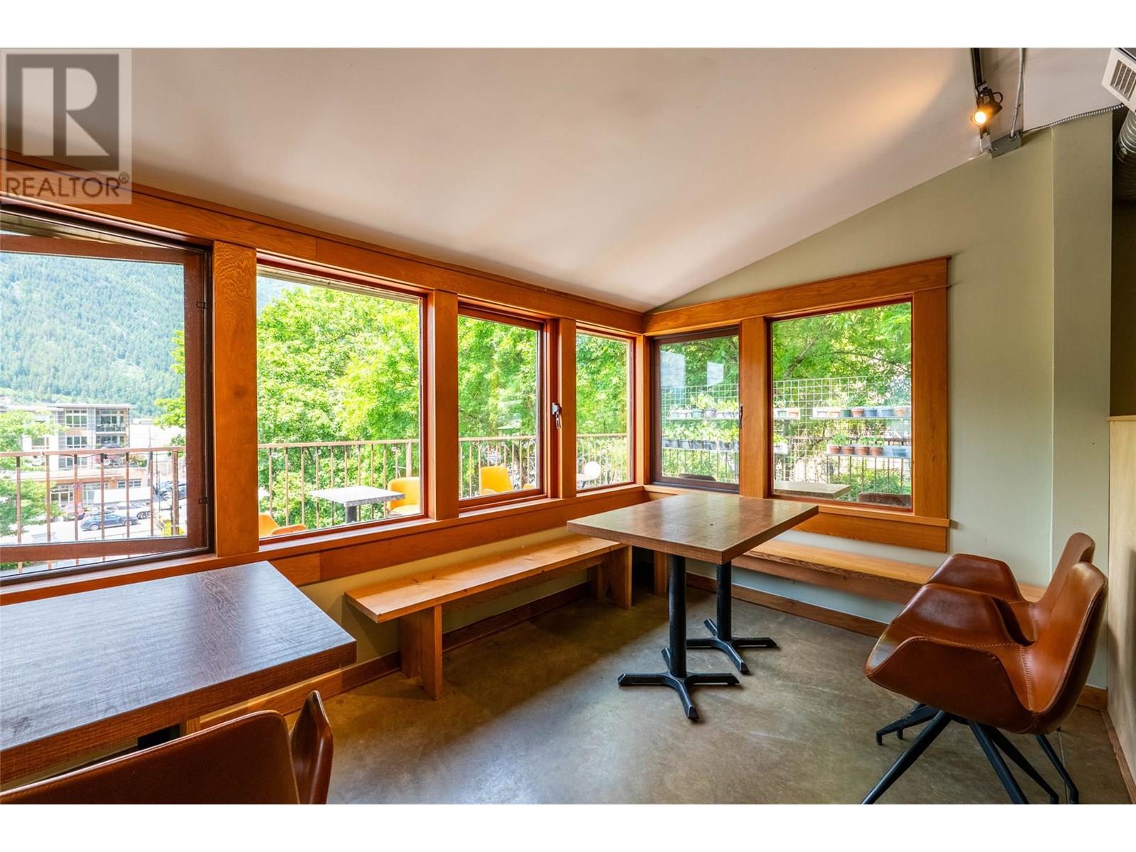 512 Hendryx Street Unit# Main, Nelson, British Columbia  V1L 2A8 - Photo 11 - 10351665