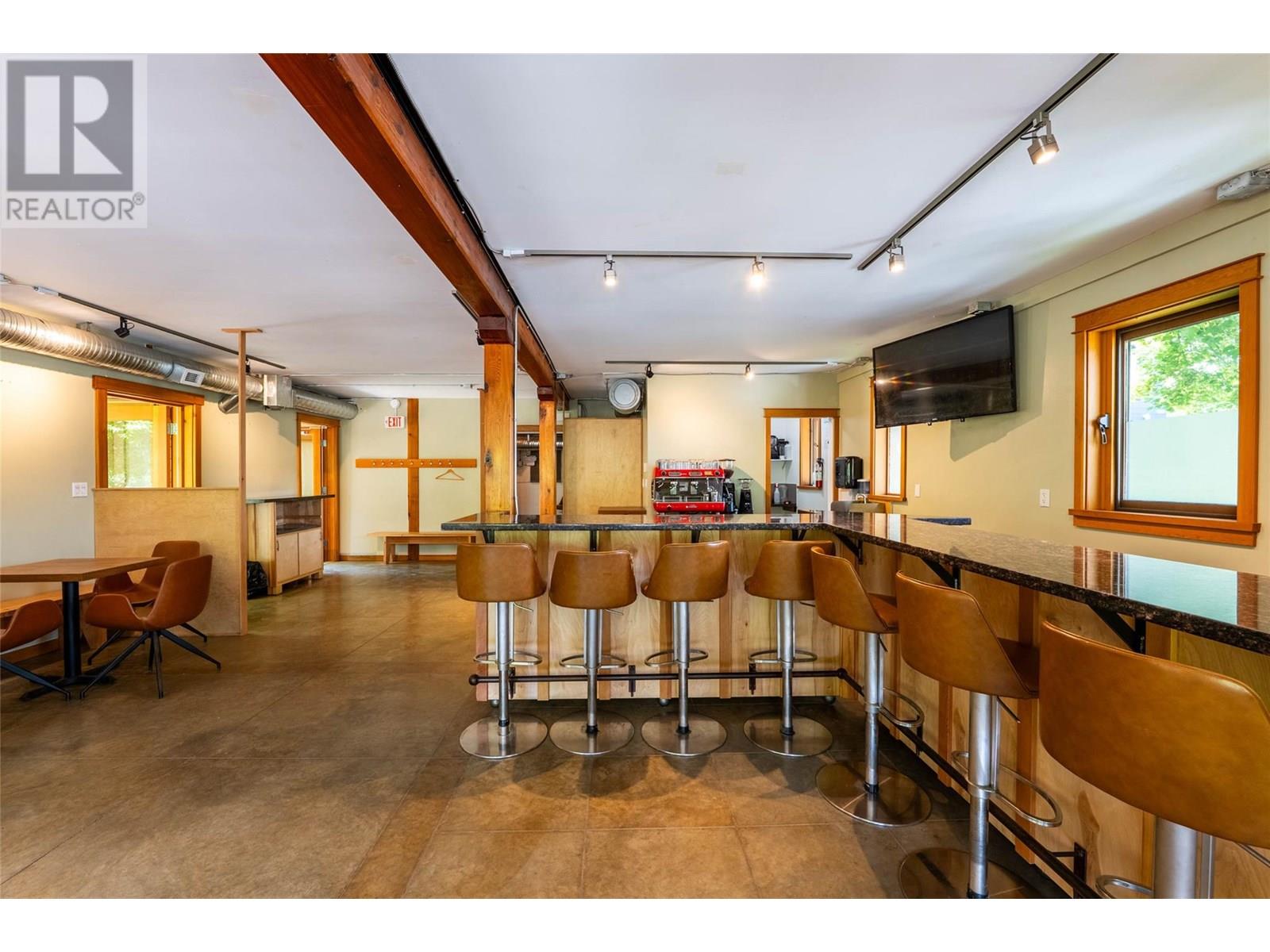 512 Hendryx Street Unit# Main, Nelson, British Columbia  V1L 2A8 - Photo 7 - 10351665