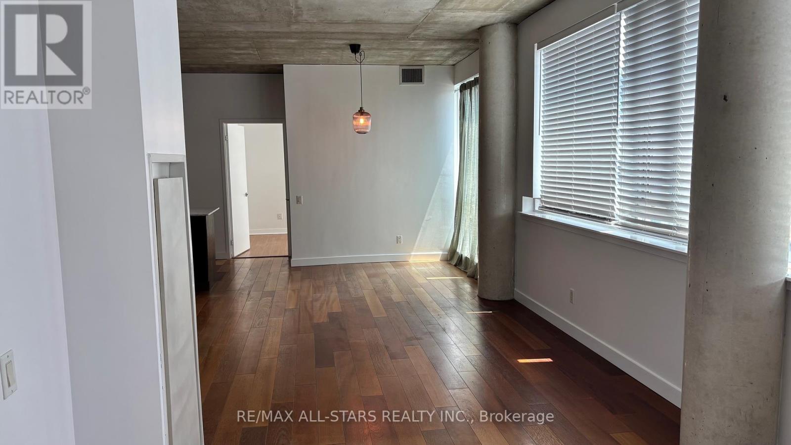 906 - 38 Niagara Street, Toronto, Ontario  M5V 3X1 - Photo 12 - C12211244