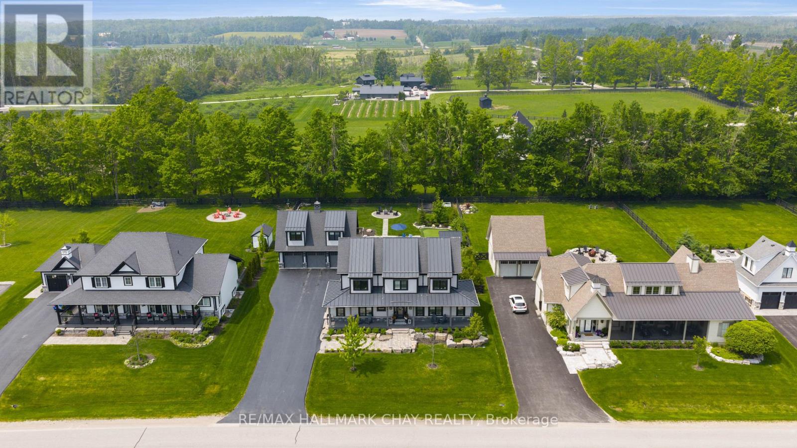 10 Georgian Grande Drive, Oro-Medonte, Ontario  L0K 1E0 - Photo 3 - S12054172