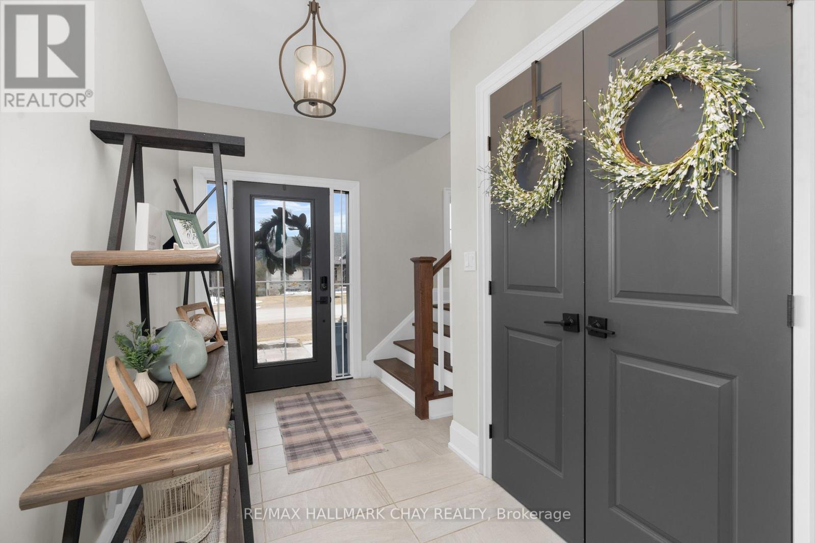 10 Georgian Grande Drive, Oro-Medonte, Ontario  L0K 1E0 - Photo 6 - S12054172