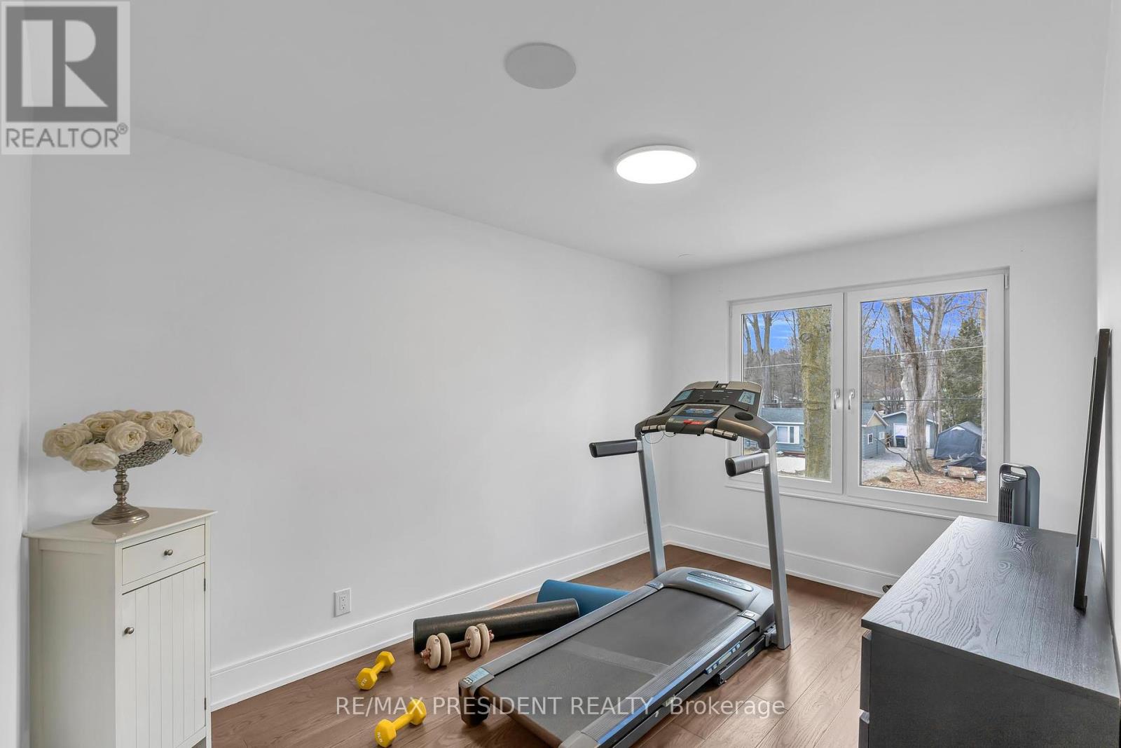 3951 Alberta Avenue, Innisfil, Ontario  L9S 2M1 - Photo 34 - N12149951