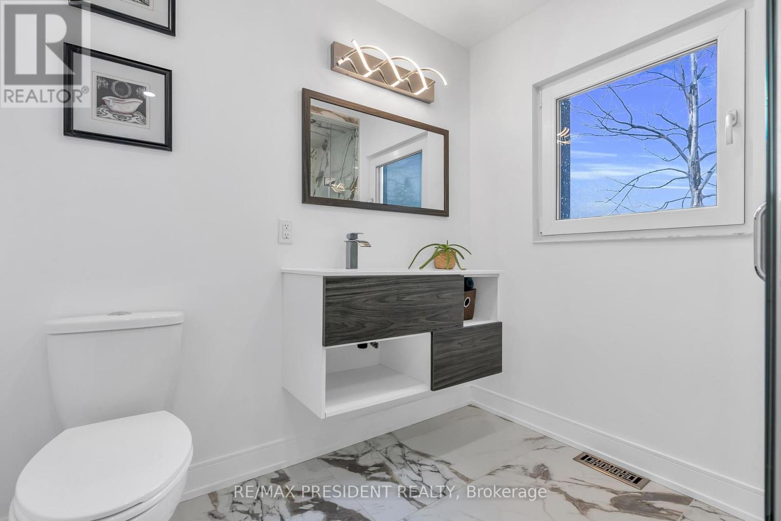 3951 Alberta Avenue, Innisfil, Ontario  L9S 2M1 - Photo 31 - N12149951