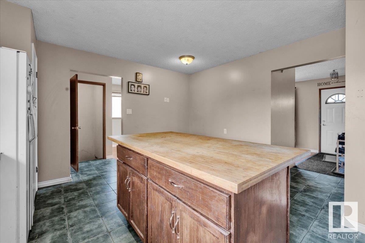 4320 74 St Nw, Edmonton, Alberta  T6K 0W2 - Photo 12 - E4439543