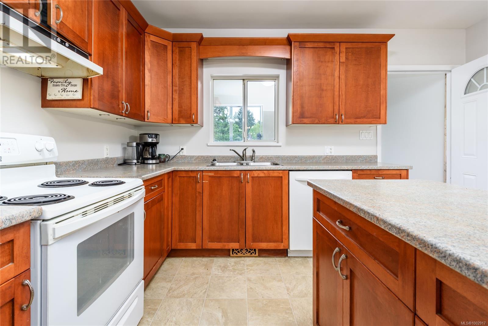 1530 Willemar Ave, Courtenay, British Columbia  V9N 3M3 - Photo 17 - 1002917