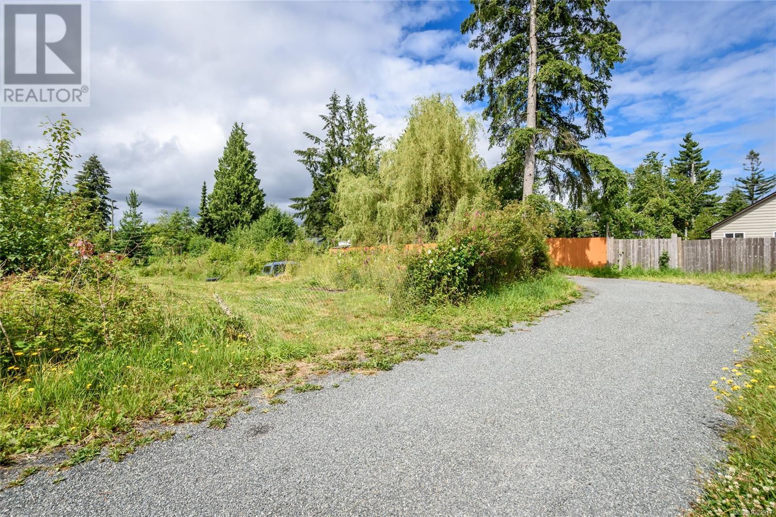 1530 Willemar Ave, Courtenay, British Columbia  V9N 3M3 - Photo 39 - 1002917