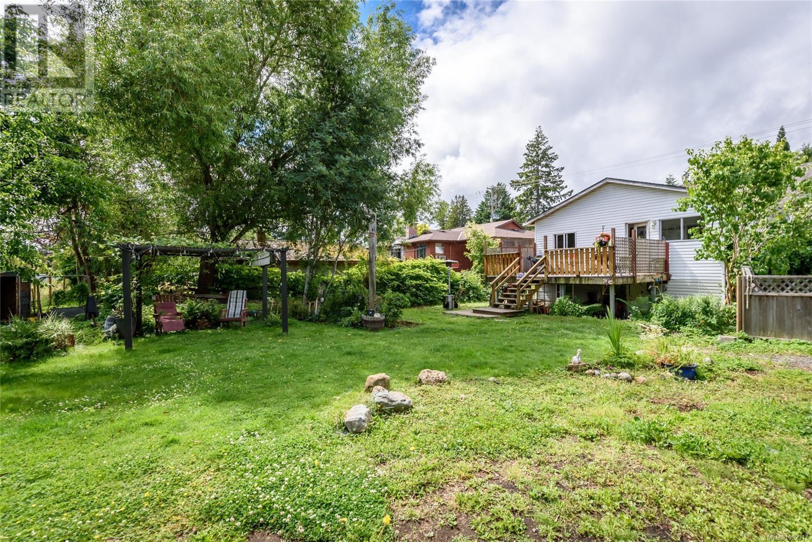 1530 Willemar Ave, Courtenay, British Columbia  V9N 3M3 - Photo 43 - 1002917