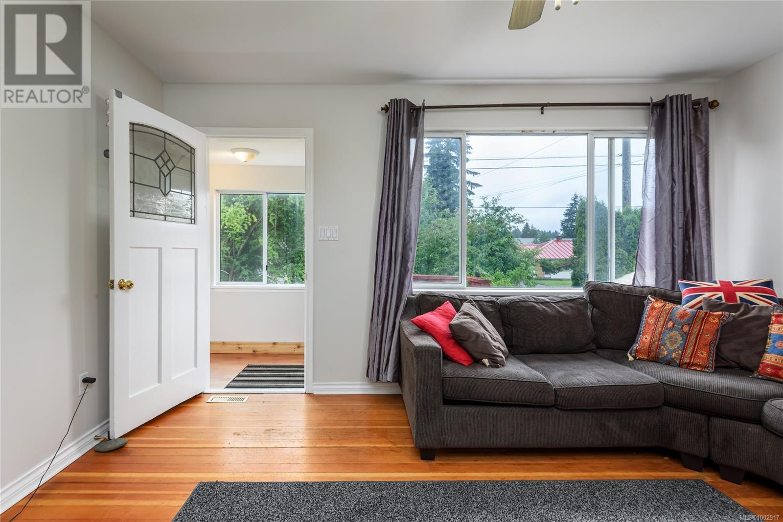1530 Willemar Ave, Courtenay, British Columbia  V9N 3M3 - Photo 9 - 1002917