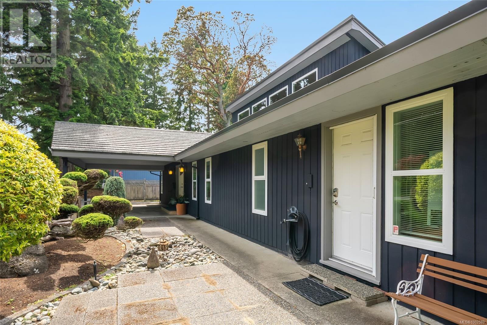 807 Shorewood Dr, Parksville, British Columbia  V9P 1S1 - Photo 4 - 1002589