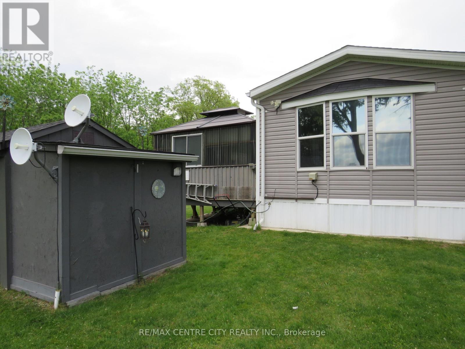 106 - 15895 LONGWOODS ROAD, Chatham-Kent, Ontario