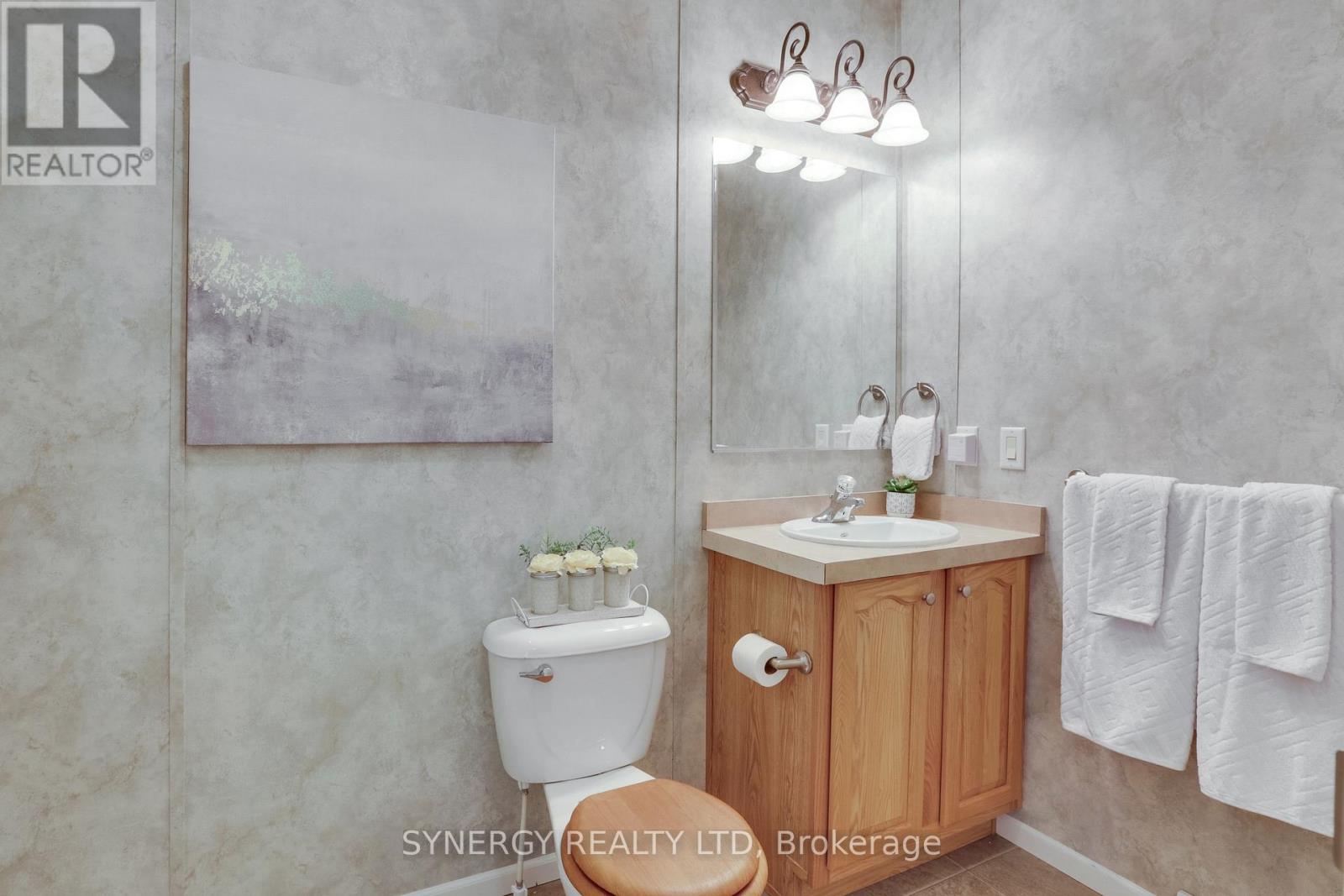 461 Richard Crescent, Strathroy-Caradoc (Se), Ontario  N7G 0C5 - Photo 12 - X12213606