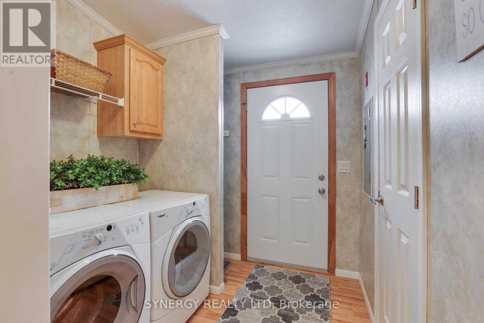 461 Richard Crescent, Strathroy-Caradoc (Se), Ontario  N7G 0C5 - Photo 9 - X12213606